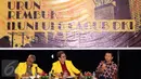 Cagub DKI Jakarta, Basuki Tjahaja Purnama (kanan) memberi pemaparan saat Urun Rembug Iluni UI di Grand Sahid Jaya, Jakarta, Kamis (12/1). Urun rembug berlangsung tertutup. (Liputan6.com/Helmi Fithriansyah)