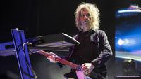 Perry Bamonte Gitaris dan Keyboardist The Cure Meninggal Dunia