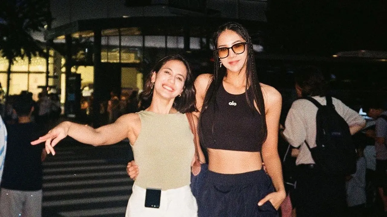 Pevita Pearce dan Anya Geraldine (Instagram/anyageraldine)
