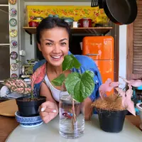 Lewat unggahan di akun Instagramnya, Nirina membagikan kebahagiaan tersebut yang dikemas dalam video berdurasi 2 menit 9 detik.  (Instagram/Nirinazubir_)