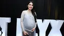 Usia kehamilan sudah memasuki usia 39 minggu, Sandra Dewi kini sedang menunggu waktu melahirkan anak pertamanya. Rasa deg-degan dan ketakutan kerap menghantuinya jelang hari bahagia itu. (Deki Prayoga/Bintang.com)