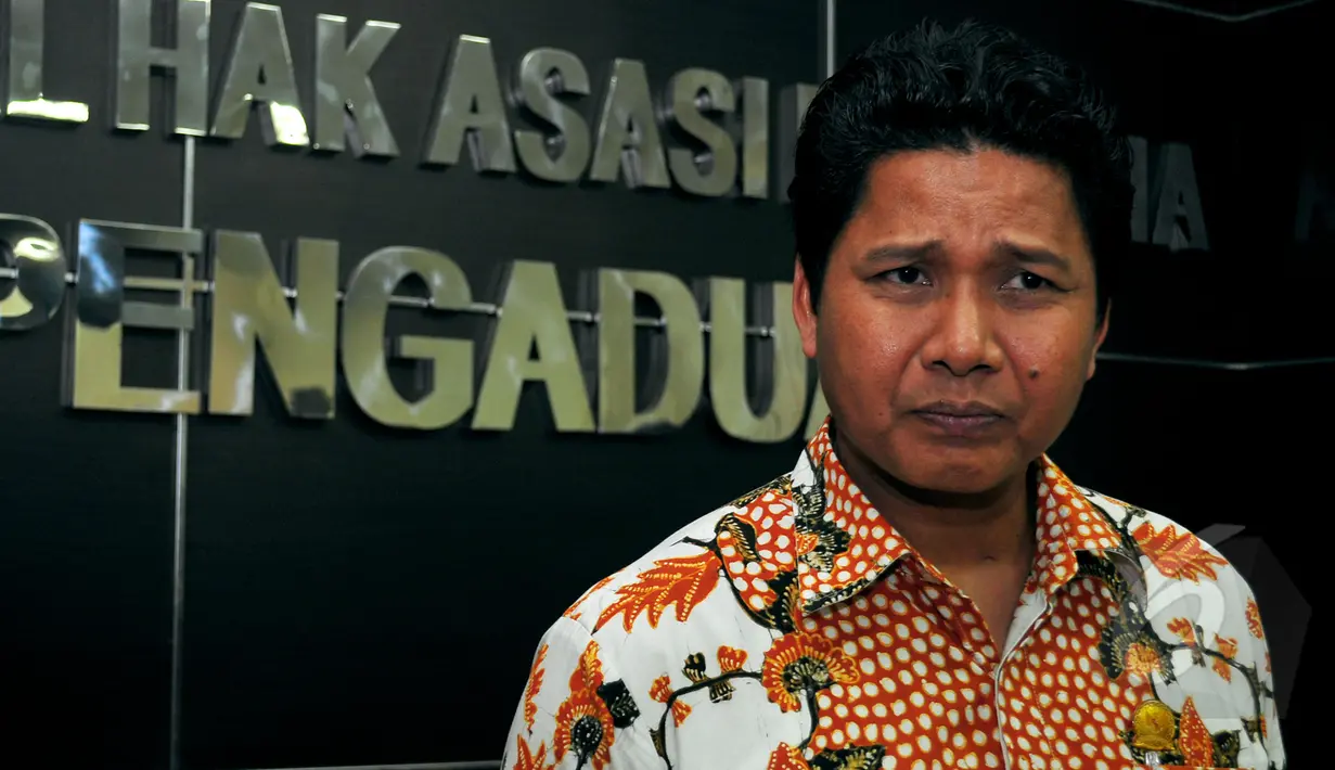 M Imdadun Rahmat saat memberikan keterangan pers di  kantor Komnas HAM, Jakarta, Selasa (7/4/2015). Komnas Ham mengatakan paham kebencian yang dianut sekelompok masyarakat menjadi penyebab kasus  kekerasan di Indonesia. (Liputan6.com/Yoppy Renato)