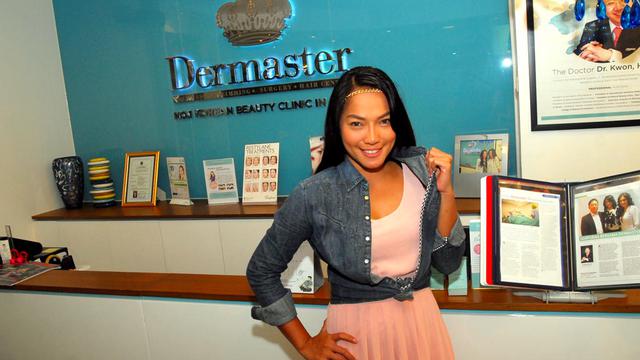 Demi Lengan Indah, Jenny Cortez Lakukan Tanam Benang