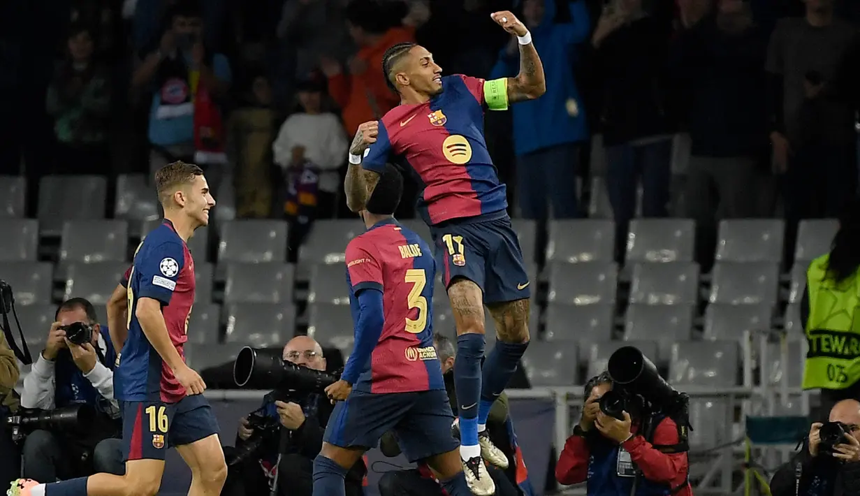 Barcelona tampil impresif dan berhasil menggulung Bayern Munchen dengan skor telak 4-1. (Josep LAGO/AFP)