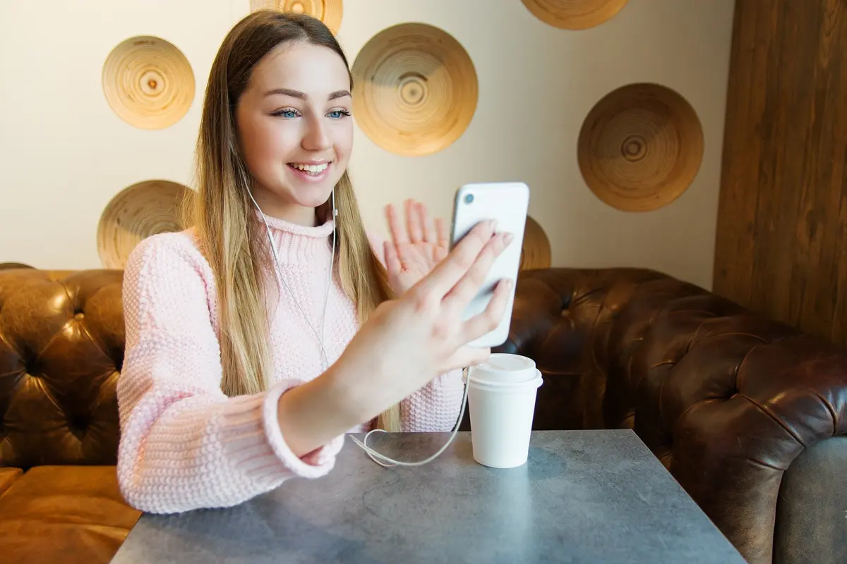 Ilustrasi video call