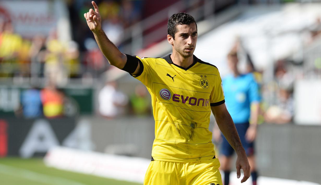 Henrikh Mkhitaryan - Bersama Kloop, gelandang Armenia ini menjadi sosok yang tepat gantikan Mario Gotze pindah ke Bayern Munchen. Terbukti banyak assist ia ciptakan disetiap pertandingan Dortmund. (AFP/Christof Stache