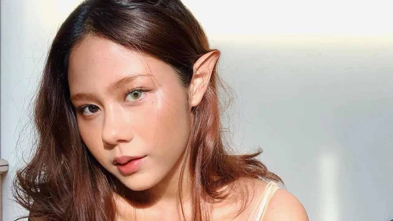 adin Amizah Layaknya Peri di Putri Dongeng, Aura Menawan Terpancarkan