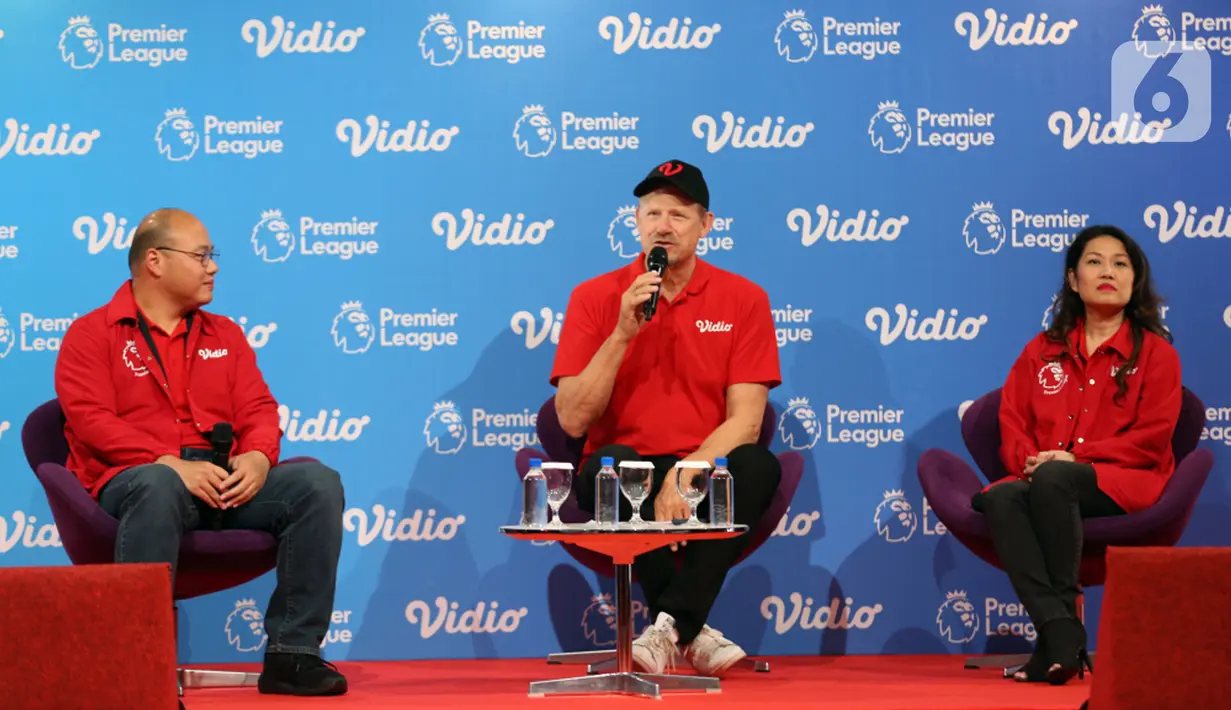 Fans akan dapat bertemu langsung dengan Schmeichel dalam sesi meet and greet. Event yang diadakan oleh Vidio tersebut menjadi festival Liga Inggris terbesar di Tanah Air, bertempat di Cilandak Town Square, Jakarta Selatan, pada 5 Agustus 2023. (Liputan6.com/Johan Tallo)