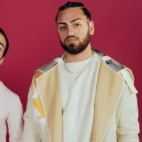 MAX kolaborasi dengan Ali Gatie untuk lagu Butterflies. Berikut lirik lagunya.