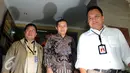 Wakil Ketua KPK, Saut Situmorang usai menjalani pemeriksaan di Gedung Bareskrim Polri, Jakarta, Kamis (16/6). Saut diperiksa sebagai saksi dalam kasus dugaan pencemaran nama baik atau penghinaan terhadap HMI. (Liputan6.com/Helmi Afandi)