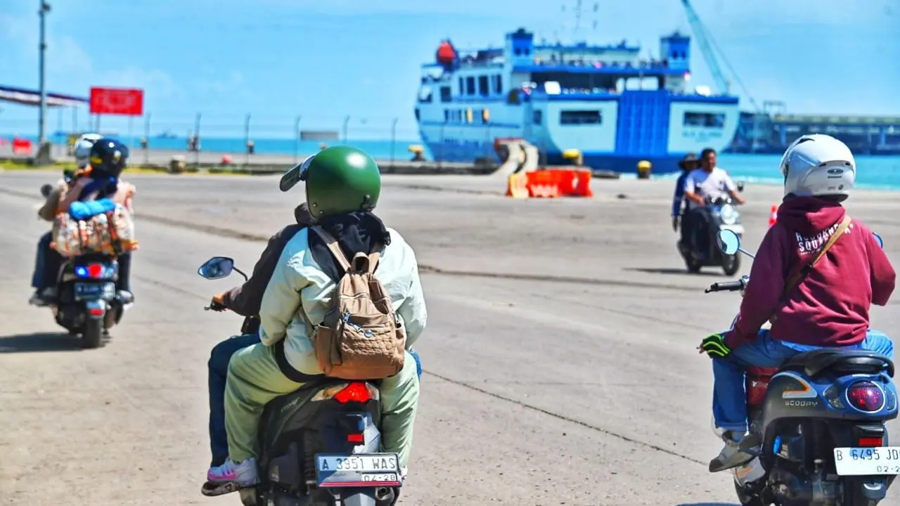 Kementerian Perhubungan (Kemenhub) menyiapkan tiga armada kapal negara dan swasta dengan rute Panjang-Ciwandan untuk periode arus balik Lebaran 2024. (Foto: Kementerian Perhubungan)