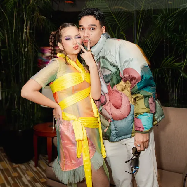7 Potret Rebecca Klopper dan Fadly Faisal yang Selalu Tampil Mesra