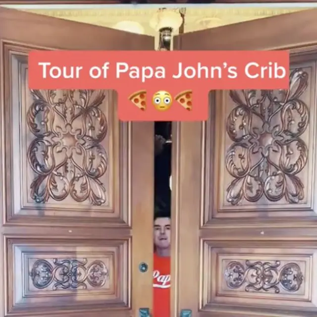 Rumah Bos Papa John's