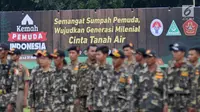 Peserta Kemah Pemuda Indonesia saat mengikuti apel di Cibubur, Jakarta, Jumat (27/10). Menyambut peringatan Sumpah Pemuda, acara dibuka dengan apel 1.000 Pemuda Indonesia, dan dilanjutkan dengan Kirab Satu Negeri. (Liputan6.com/Ipung)