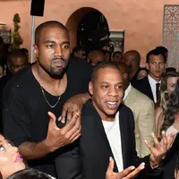 Kanye West mengujungi kediaman Jay Z setelah sempat mengecamnya. (AFP/Bintang.com)