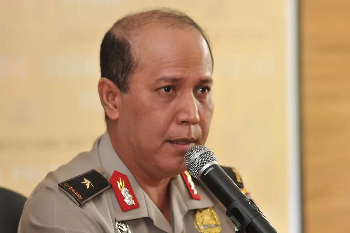 20160422-Polri Beberkan Foto Proses Pemulangan Terpidana Kasus Bank Century