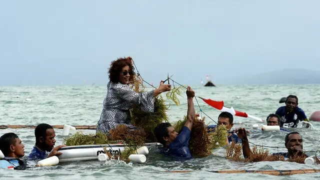 Kenangan Susi Pudjiastuti Saat Bertugas di Laut (sumber: instagram/susipudjiastuti115)