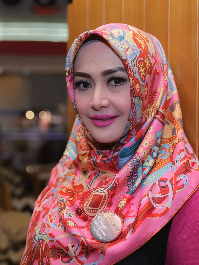 [Bintang] Eddies Adelia