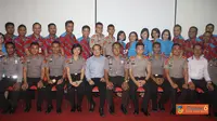 Mahasiswa STIK angkatan ke-62 melakukan diskusi dan audiensi dengan Koperasi Simpan Pinjam Sekartama Weleri dan warga setempat.
