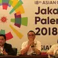 CDM Asian Games 2018, Komjen Pol Syafruddin dan Ketua INASGOC, Erick Thohir memimpin rapat konsolidasi Asian Games di Kantor KOI, Jakarta, (11/6/2018). Rapat ini membahas sosialisasi Asuransi AXA Mandiri untuk Atlet Indonesia. (Bola.com/Nick Hanoatubun)