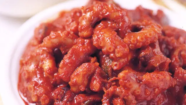 [BINTANG] Hati-hati! 6 Makanan Korea Selatan Ini Bisa Membakar Lidahmu!