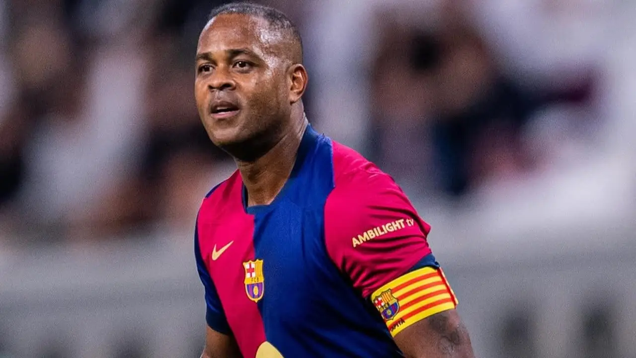 Patrick Kluivert - Barca Legends