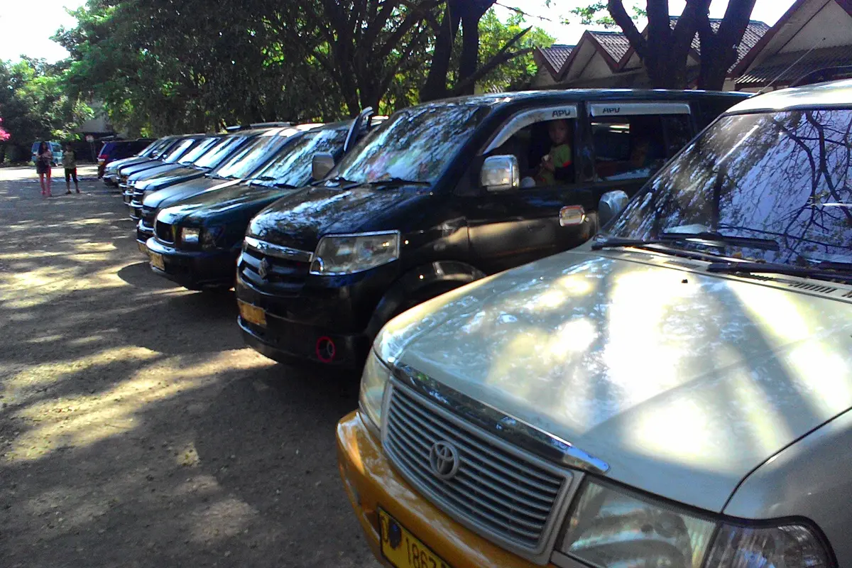 Rental Mobil