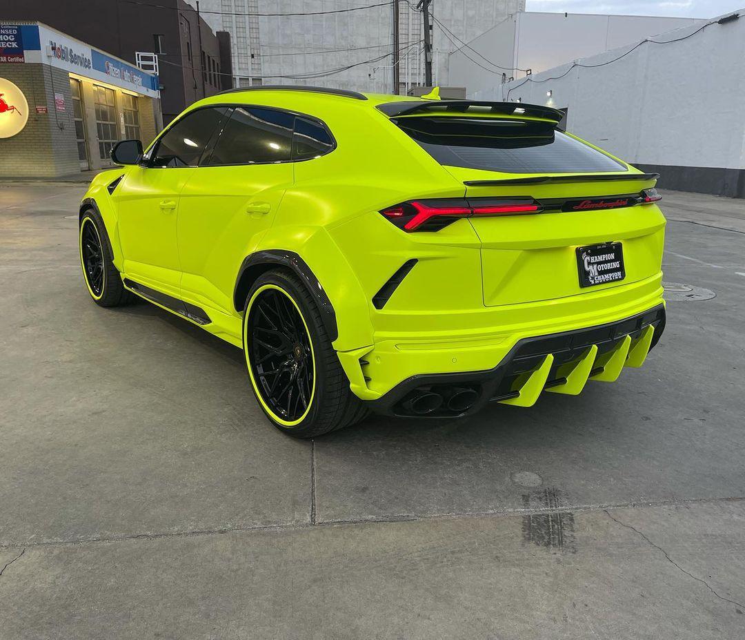 (c) Instagram/@champion_motoring