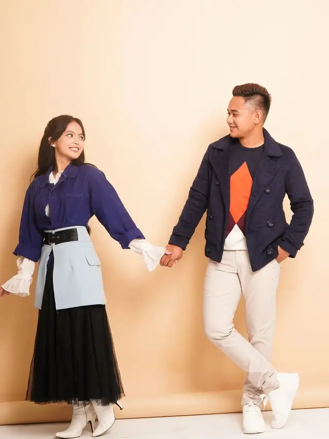 7 Potret Prewedding Putri Isnari dan Calon Suami Bertema Bollywood, Banjir Pujian