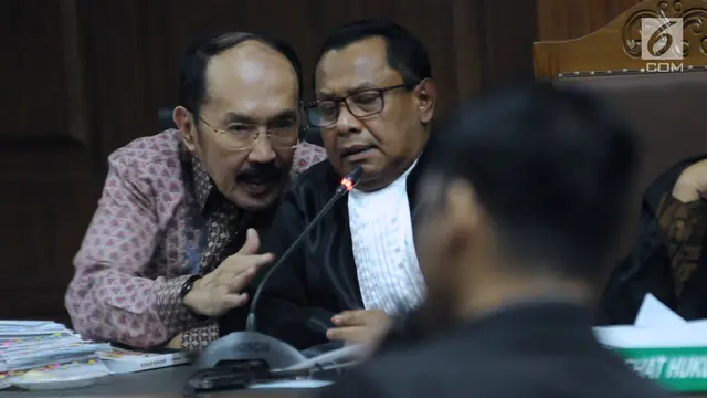 Mantan Pengacara Setya Novanto Dengarkan Kesaksian Stafnya