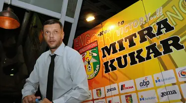 Mitra Kutai Kartanegara (Kukar) resmi memperkenalkan Scott Cooper sebagai pelatih untuk Indonesia Super League (ISL) 2015 di Jakarta, (11/12/2014). (Liputan6.com/Helmi Fithriansyah)