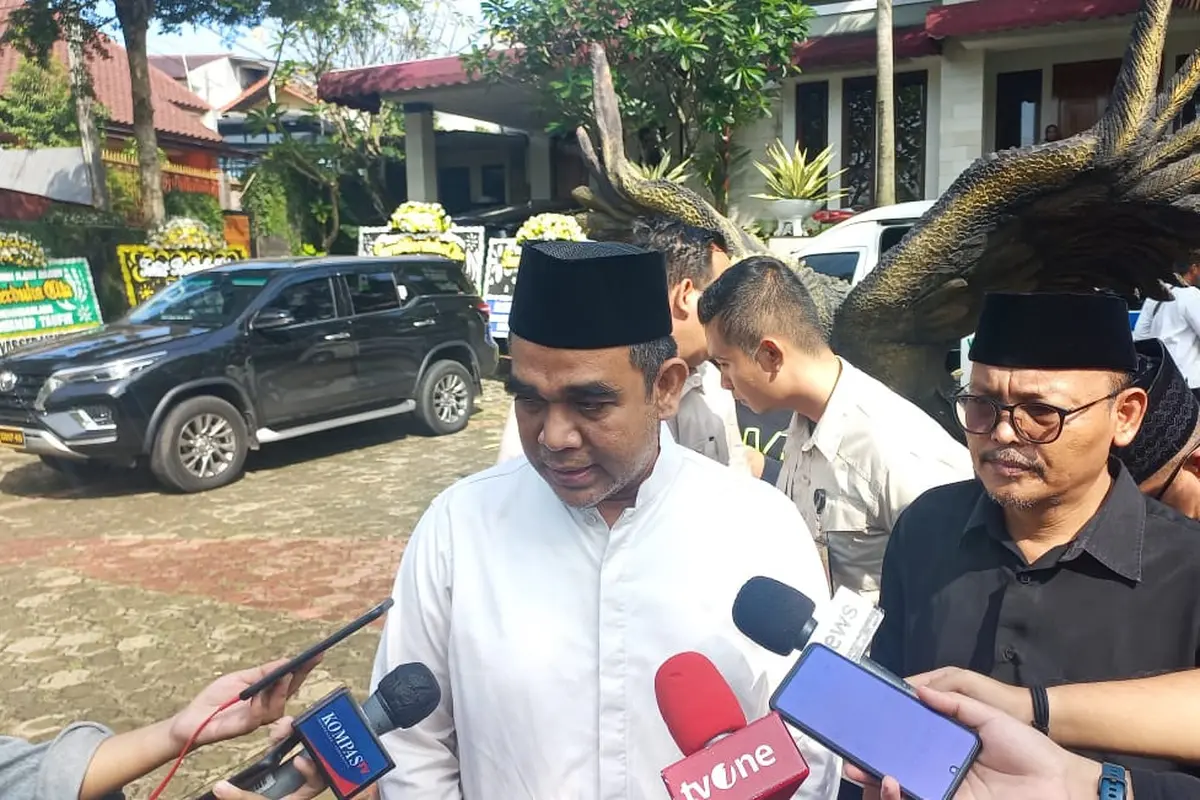 Sekjen Gerindra Ahmad Muzani di rumah duka M Taufik di Jakarta Timur (Merdeka)