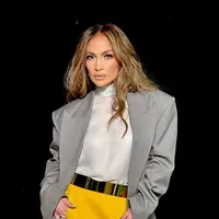 (Sumber: Instagram @jlo)