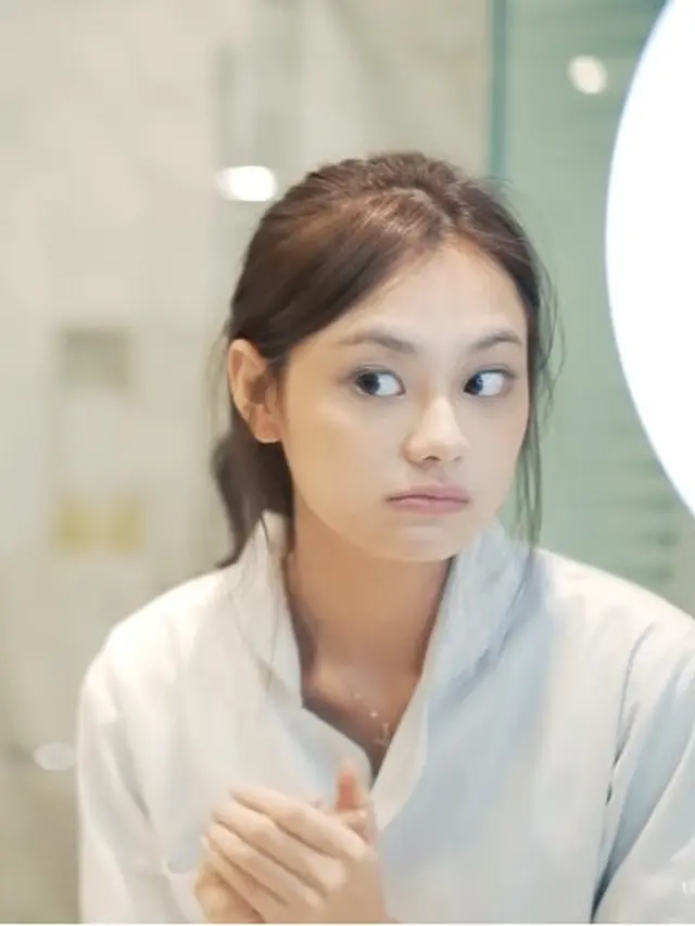 Sering Dipuji Mirip Jennie Blackpink, Ini 6 Potret Gege Elisa Tanpa Makeup