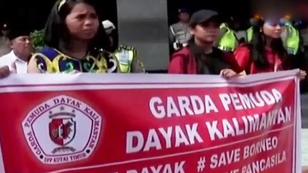 Demo Bubarkan FPI