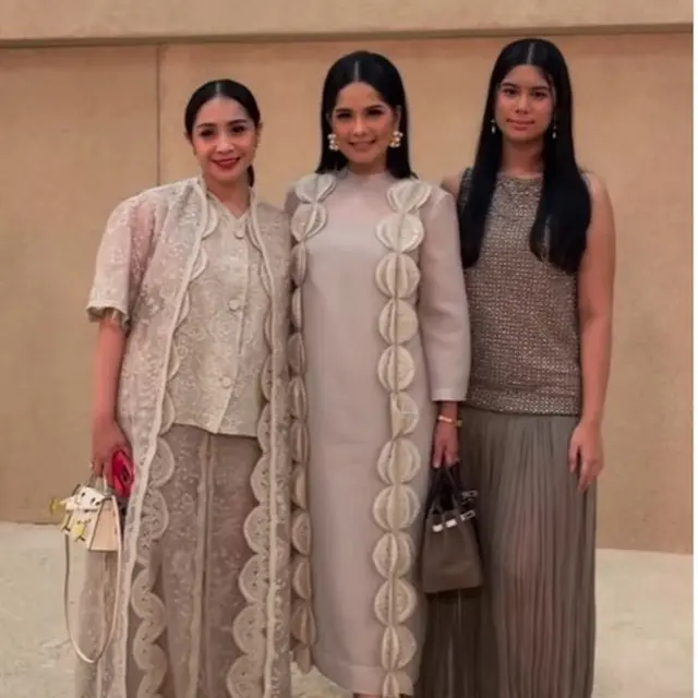 Annisa Pohan dan Almira Tonton Fashion Show, Gaya Putri AHY Disebut Elegan dan Modis Berkelas