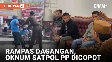 Aksi penertiban pedagang di area Plaza Bukittinggi, Sumatera Barat viral. Hal itu lantaran seorang oknum Satpol PP merebut paksa barang pedagang. Usai viral, Walikota Bukittinggi ambil tindakan tegas dengan pencopotan oknum.