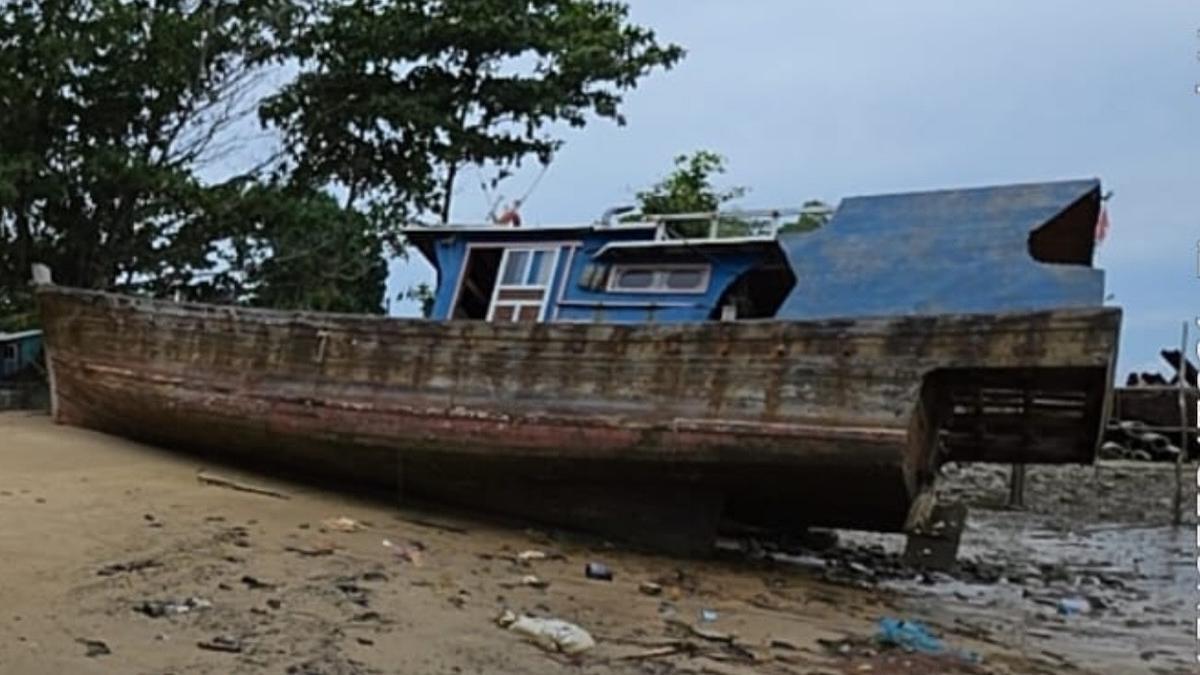 Jadi Barang Bukti Kasus Tambang, Kementerian ESDM Cari Pemilik Kapal KM JOI I