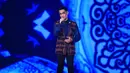 Selain tampil maksimal, Afgan pun juga berusaha untuk mengimbangi Harvey dengan cara mengulik lagu-lagunya dan menyempatkan waktu untuk latihan bersama. (Adrian Putra/Bintang.com)