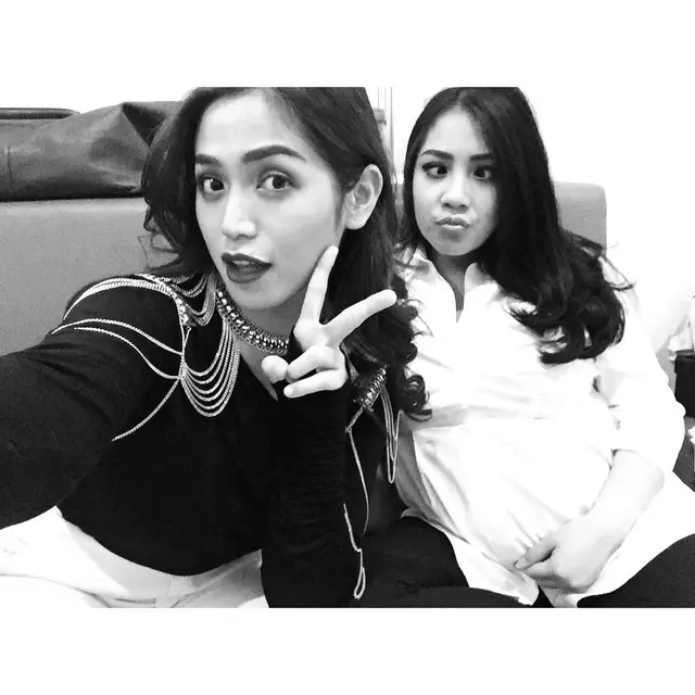 Sempat Cekcok, Ini 6 Potret Kebersamaan Nagita Slavina dan Jessica Iskandar
