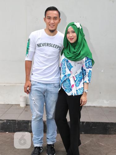 [Bintang] Okie Agustina dan Gunawan