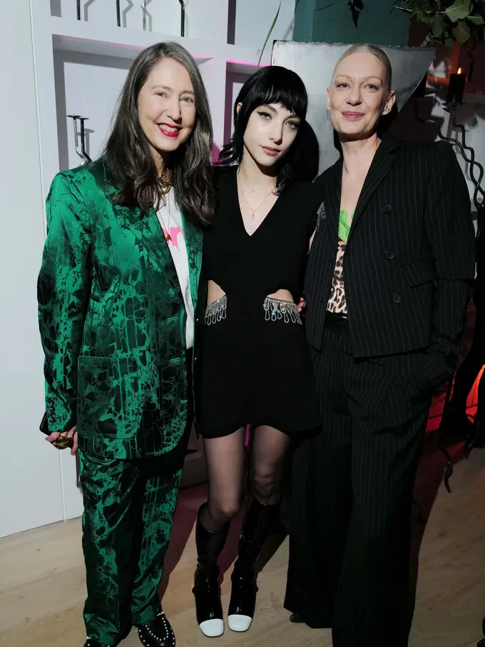 Suasana Meriah Peluncurkan Koleksi H&M Studio S/S22 di London, Intip Keseruannya