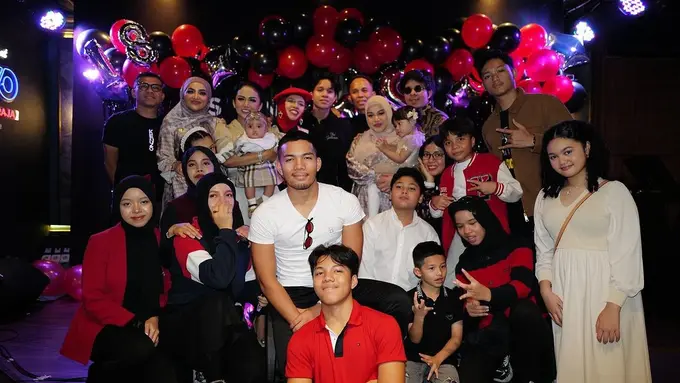 Potret Ulang Tahun Fateh Halilintar yang ke-18, Dihadiri Ashanty dan Kris Dayanti