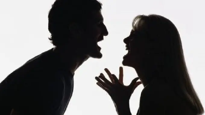 Ilustrasi pertengkaran. (Sumber Foto: elwatannews)