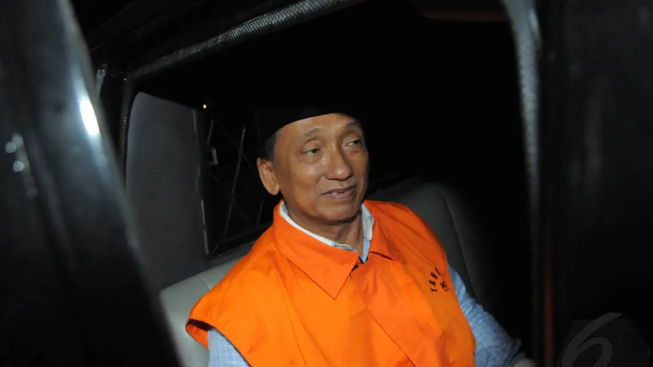 Senyum Ketua DPRD Bangkalan Saat Kembali Diperiksa KPK