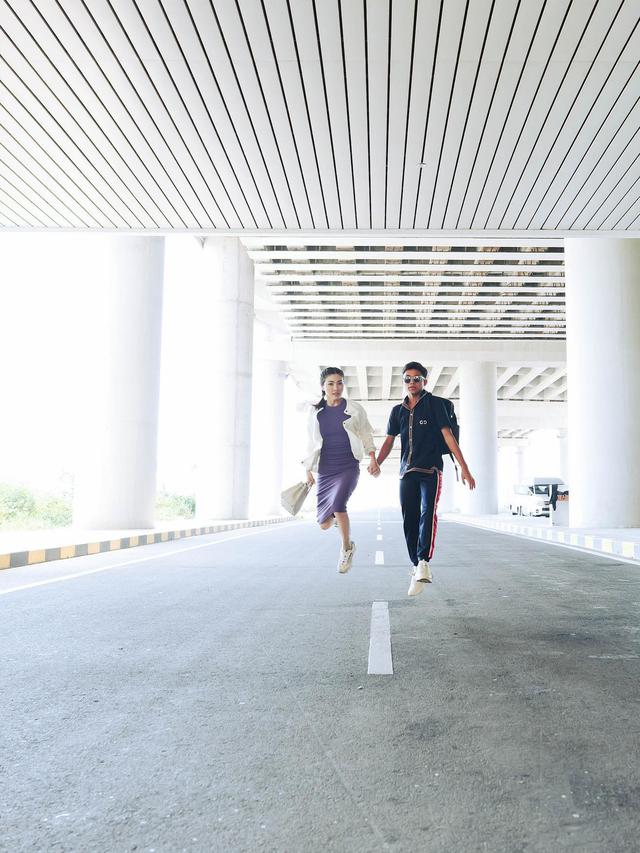 7 Potret Terbaru Kebersamaan Betrand Peto dan Sarwendah yang Tuai Sorotan