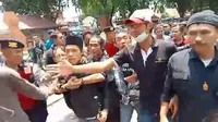 Sempat Ricuh, Polemik Berebut Takhta Keraton Kasepuhan Cirebon Kembali Mencuat