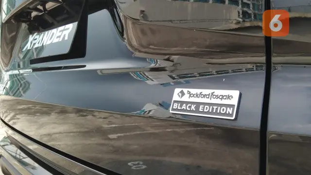 Mitsubishi Xpander Rockford Fosgate Black Edition