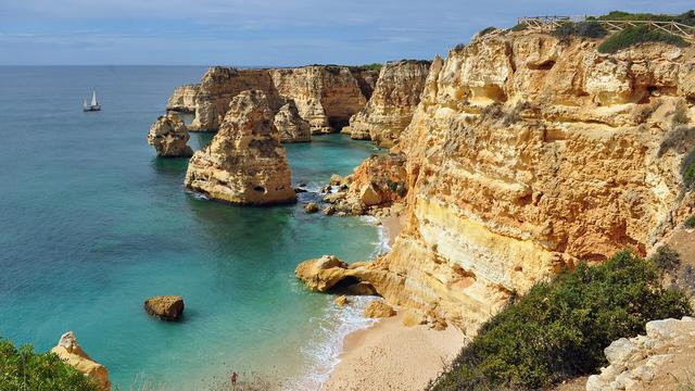 Praia de Marinha