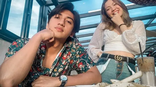 Dikabarkan Balikan, Ini 6 Potret Kebersamaan Harris Vriza dan Haviza Devi Anjani